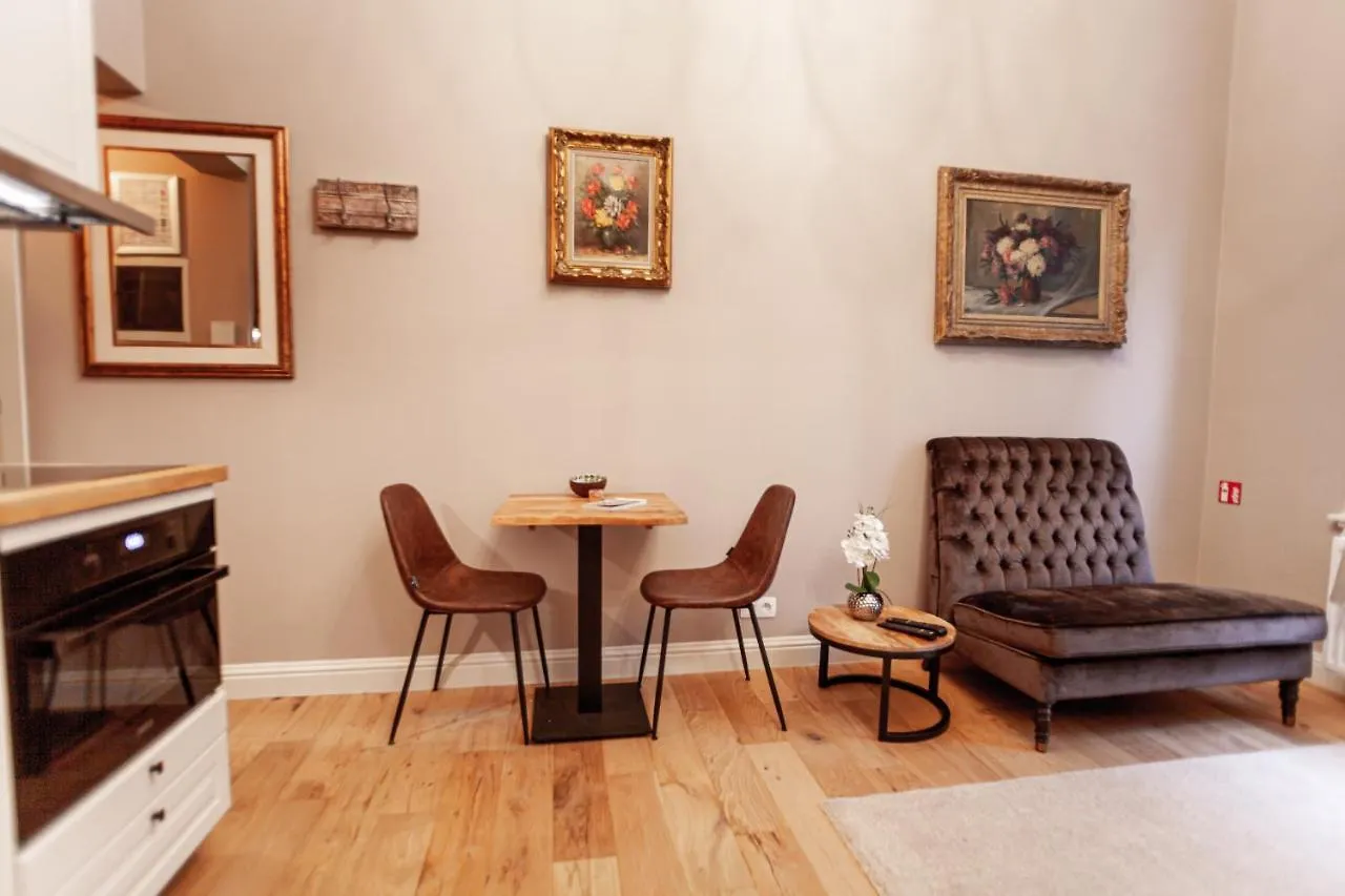 Apartamento Luxury Suites Palace By Rikas Hotels Antuérpia Bélgica